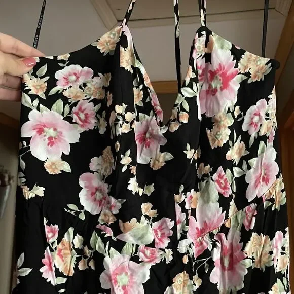 Halter Floral Summer Maxi Dress - Picture 2 of 7